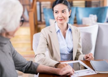 Is it difficult to settle insurance claims in the United States?