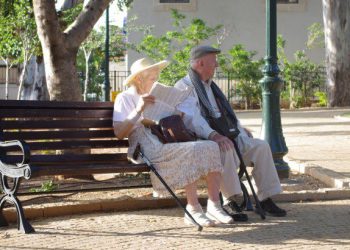 Why Plan for Retirement with American Cash Value Insurance? Detailed interpretation of 4 major advantages